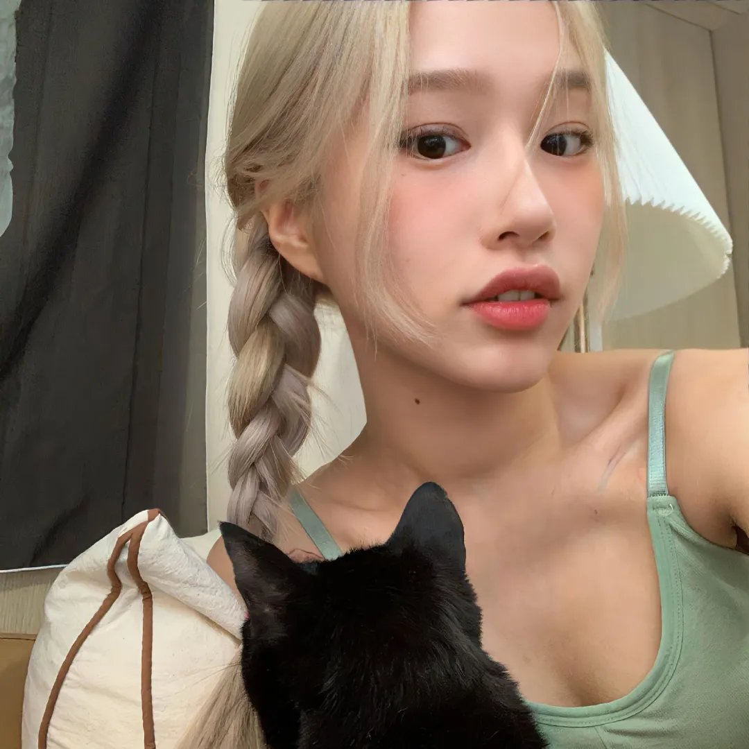 阳台上的坏女孩